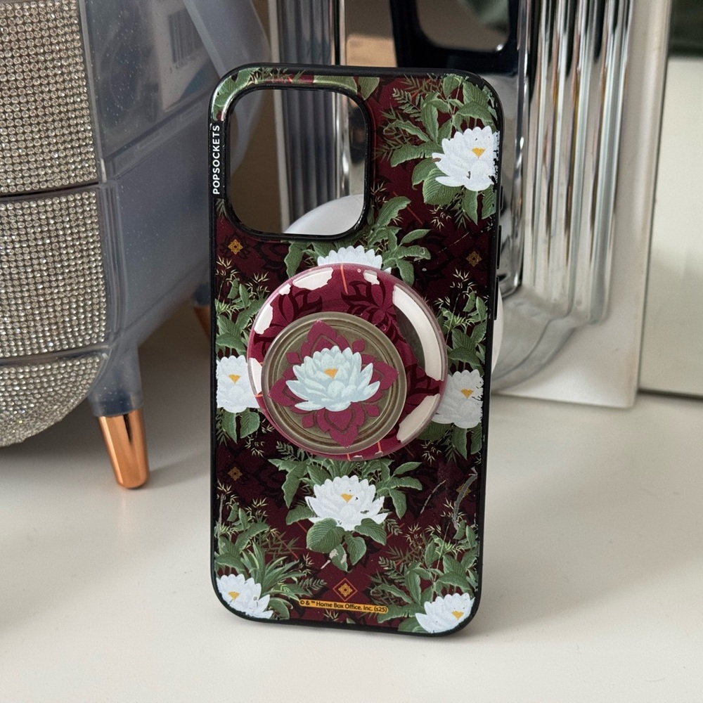 PopSocket White Lotus (HBO) iPhone 15 Pro Max MagSafe Case & Magnetic PopSocket